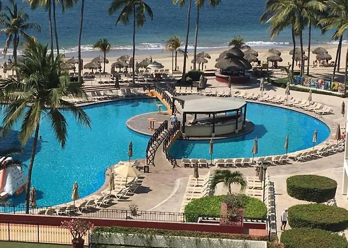 Torre Condomar By Vrhost Puerto Vallarta