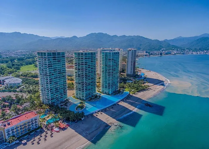 Peninsula Puerto Vallarta