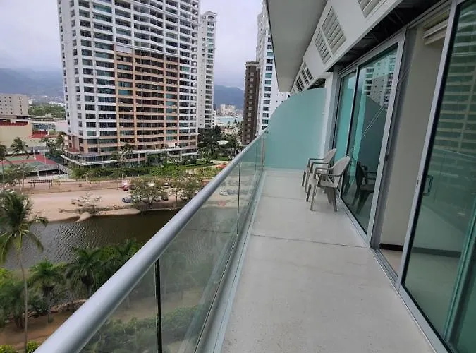 Peninsula Condominiums, Hotel Zone, Pv Puerto Vallarta