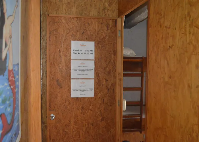 Canova Hostel & Pizza Puerto Vallarta