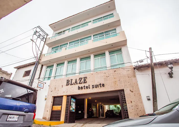 Blaze Hotel & Suites Puerto Vallarta