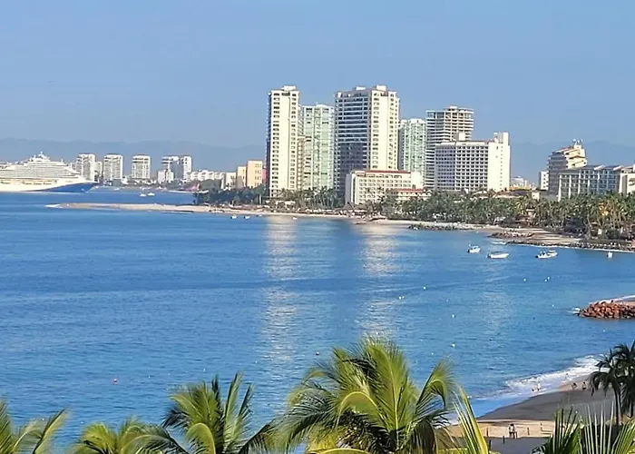 Aparthotel Harbor 171 Ocean Front Residents Puerto Vallarta